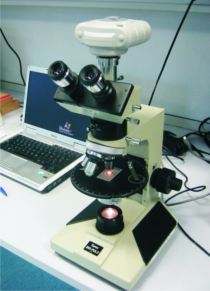 Microscopio petrográfico
